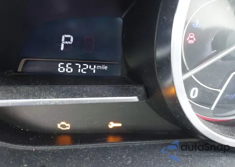 2014 Mazda 3 Grand Touring z USA, uszkodzony, nr VIN JM1BM1M34E1183458